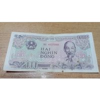 2 000 донг 1988 года Вьетнама **7068