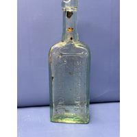 Флакон из-под лекарства Пен-экспеллер Якорный Ф. АД. Рихтеръ и Ко Россия до 1917 г