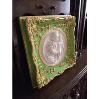 - Барельеф ЖОЗЕФИНА С МЛАДЕНЦЕМ НАПОЛЕОНОМ II 30х30х4 см