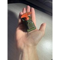 Игрушка машина военная с локатором