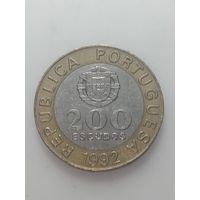 Португалия 200 эскудо 1992 года .