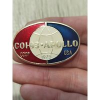 Союз-аполон крупный