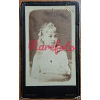 1890-е Визит-портрет девушка черный бланк типаж ретро студийное фото фотограф В.Н. Цаплин Тамбов