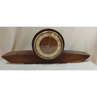 Часы настольные Весна с ключом. СССР