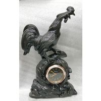 Часы "Кричащий петух ", "Молния", настольные, каминные или кабинетные. Чугунное литьё Касли, СССР .