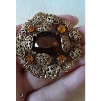 Винтажная брошь. Чехословакия.