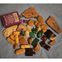 Натуральные камни для украшений. Одним лотом.