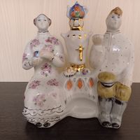 Статуэтка "У самовара"
