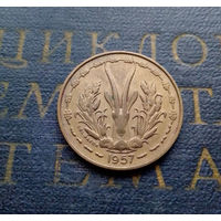 10 франков 1957 Западная Африка #01 XF