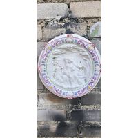 Барельеф Мадонна