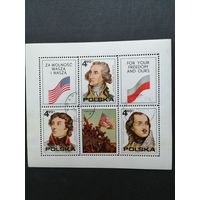 Польша 1975 Блок Mi.63 с 3 марками и 3 купонами "200 лет Независимости Соединенных Штатов Америки" (гашение с клеем) марки Mi.2405-2407 каталог 1.50 евро