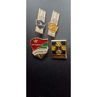 4 значка одним лотом