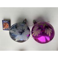 Лот елочных игрушек.