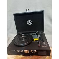 Проигрыватель виниловых пластинок NUMARK PT01 Touring
