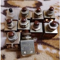 Кнопка км2-1 бу цена за штуку.