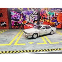 Коллекционная модель 1/64 Tomica LV-N259а Nissаn Lаurеl 1992