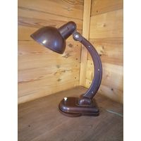 Настольная лампа. Старенькая.