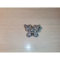 Брошь в форме Бабочки с вставками, размер 4*3 см., застёжка рабочая.