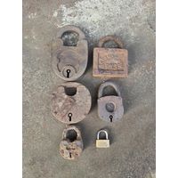 Лот старых замков