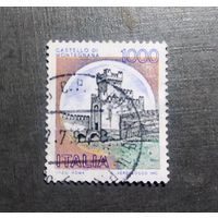 Марка Италия 1980 год Замок