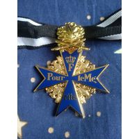 Знак Германия Пруссия ОРДЕН ЗА ЗАСЛУГИ ГОЛУБОЙ МАКС с дубовыми листьями и мечам Копия награды