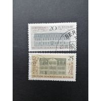 ГДР 1967 Полная серия марок "Учреждения связанные с развитием немецкого гуманизма" (гашение с клеем и следами от наклеек) Mi.1329-1330 каталог 1.40 евро