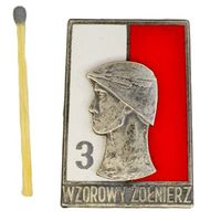 Польша. Знак Образцовый солдат периода 1968 - 1973 3 класс; Wzorowy zolnierz 3;  30/42 мм