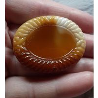 Винтажная брошь. Глушенное стекло. Чехословакия.