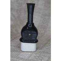 Штекер фаянсовый для старых ЭЛЕКТРОПРИБОРОВ  СССР например электросамовар