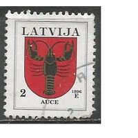 Латвия. Герб г.Ауце. 1996г. Mi#421.