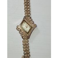 Часы Кварцевые OMAX с рубля