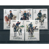 Испания 1977 военная униформа Mi2316-2320 MNH **  VIII