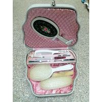 Винтажный набор для женского туалета