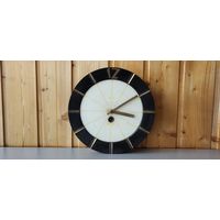 Часы настенные "Маяк"