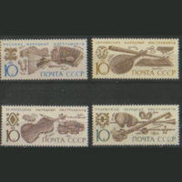 Заг. 6046/49. 1989. Музыкальные инструменты. ЧиСт.