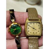 Двое женских часов заря и чайка,позолота ау,заря на ходу,с рубля