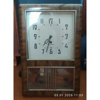 Часы настенные механмческие