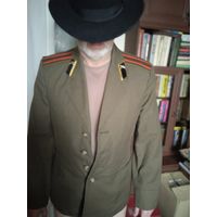 Китель офицера.артиллерия