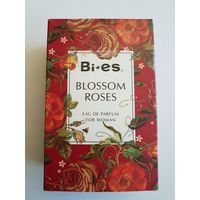 Парфюмированная вода "Blossom roses"