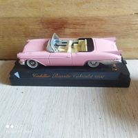 CADILLAC 1957..Solido.Франция.1/43.