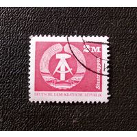 Марка ГДР 1980 год Герб
