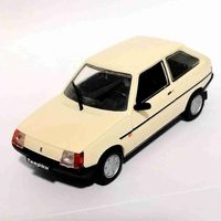 Модель автомобиля ЗАЗ-1102 "Таврия"