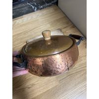 Медная кастрюля