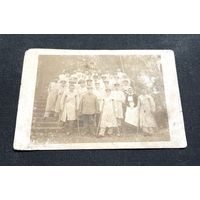 Фотооткрытка 1 Мировая война / Группа раненых немецких солдат и медсестер в госпитале