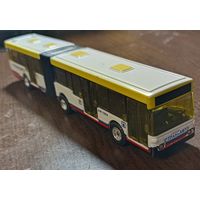 Модель автобуса Mercedes-Benz O405GN2 1/87 металл.