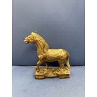 Статуэтка бегущая лошадь конь