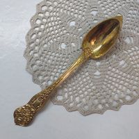 Изящная ложка ЧАЙНАЯ, около 1860г. Франция. СЕРЕБРО В ЗОЛОТЕ с 1 рубля