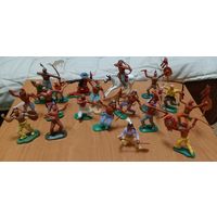 Большой лот ковбоев и индейцев, 20 шт в одни руки.