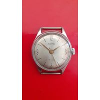 Часы ВОСТОК. СССР. 22 камня.