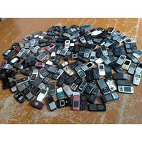 405  телефонов и плат от мобильных телефонов